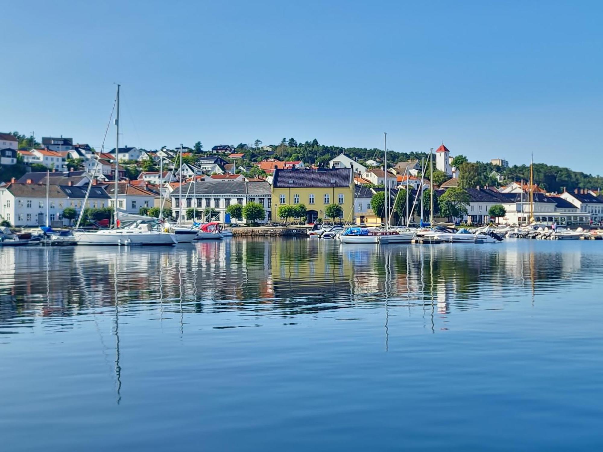 Det Lille Hotel Risor Bagian luar foto