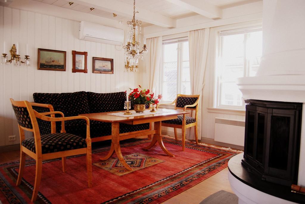 Det Lille Hotel Risor Ruang foto